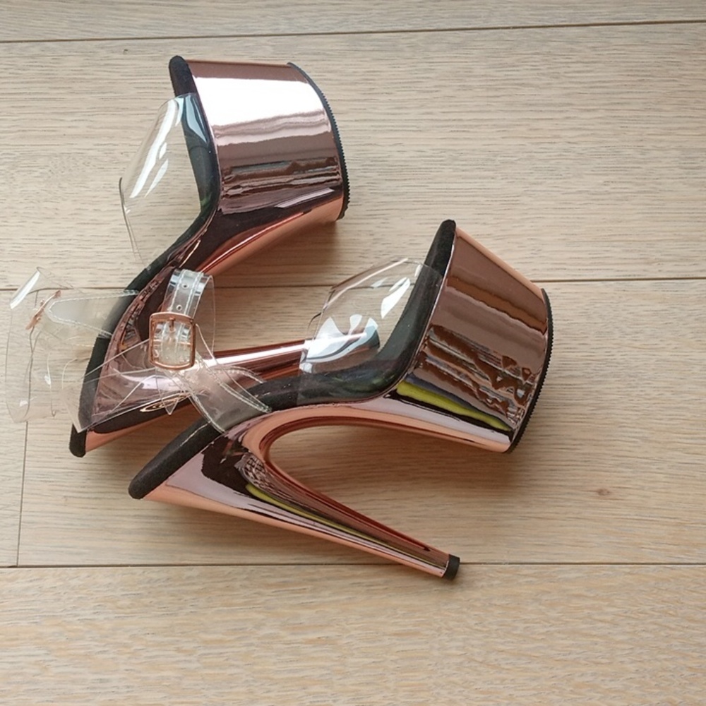 PLEASER- 7in Platform Clear & Rose Gold Metallic Shoes